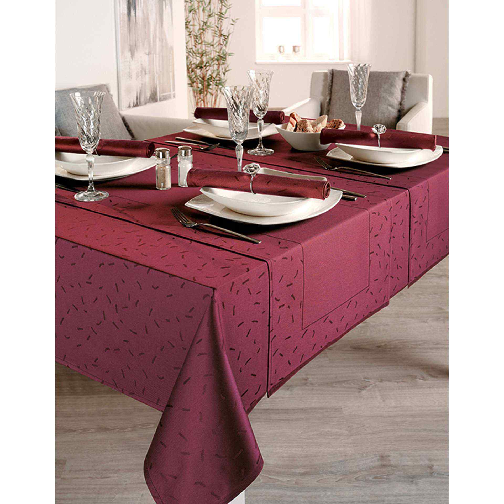 Tischdecke - allover - Serie CAPRICE - brombeere - Abm. 130 x 220 cm - Baumwolle - 3455-33-1322-D